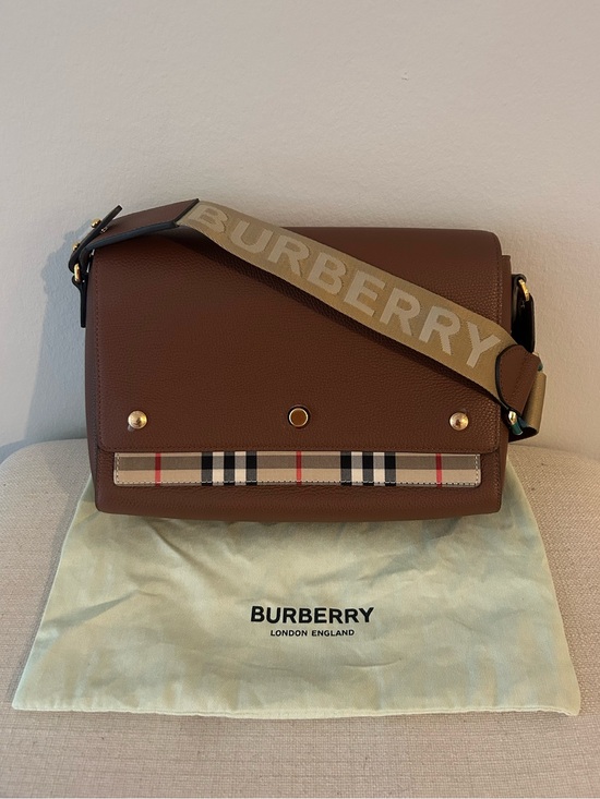 Burberry Handbags - Burberry Brown Note Bag